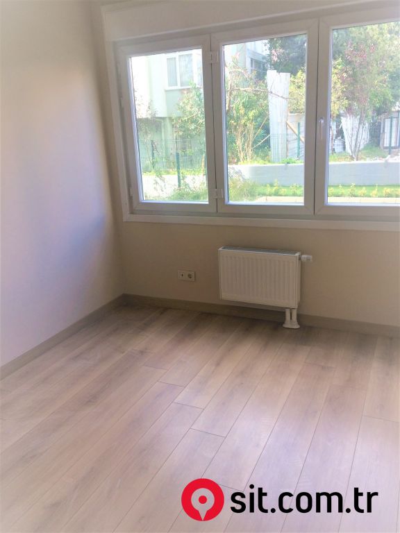 ERENKÖY DE MİNİÜS CADDESİNE YAKIN 105 M2 2+1 SIFIR SATILIK DAİRE 