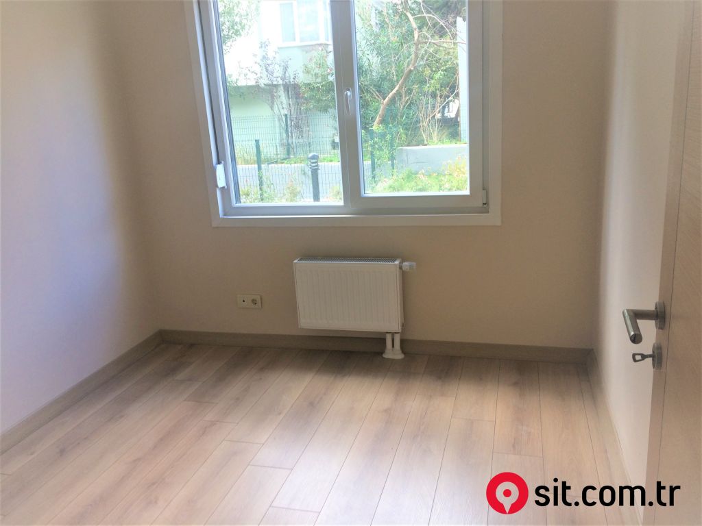 ERENKÖY DE MİNİÜS CADDESİNE YAKIN 105 M2 2+1 SIFIR SATILIK DAİRE 