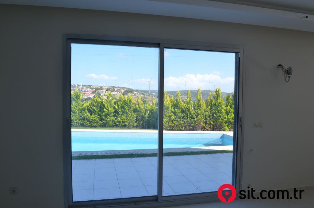 Satılık Emlak - Villa İZMİR, ÇEŞME, İNÖNÜ MAH. 150 m² 1,150,000